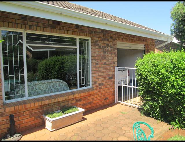 3 BEDROOM SIMPLEX SOLD IN GREENDALE